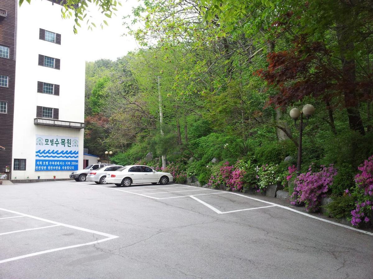 Garden Hotel Uijeongbu Esterno foto