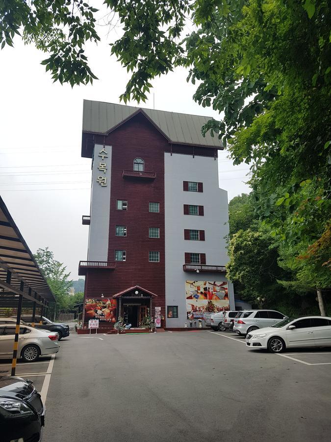 Garden Hotel Uijeongbu Esterno foto